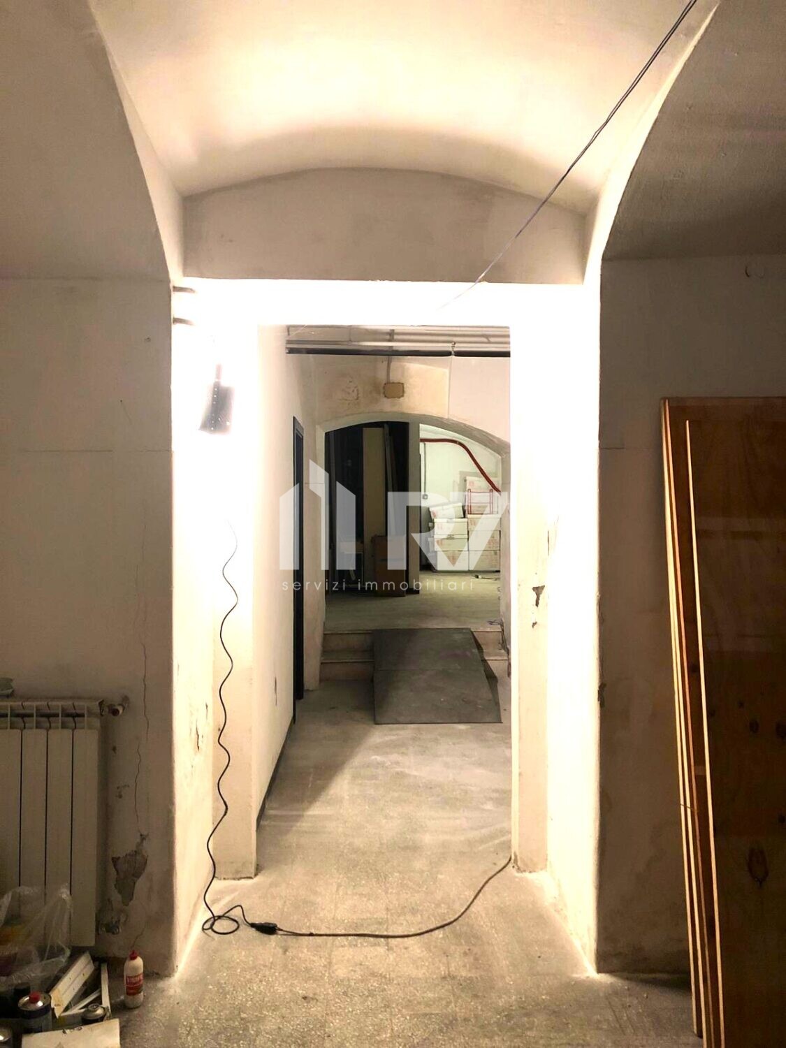 ROMA SAN GIOVANNI NEGOZIO IN VENDITA 13