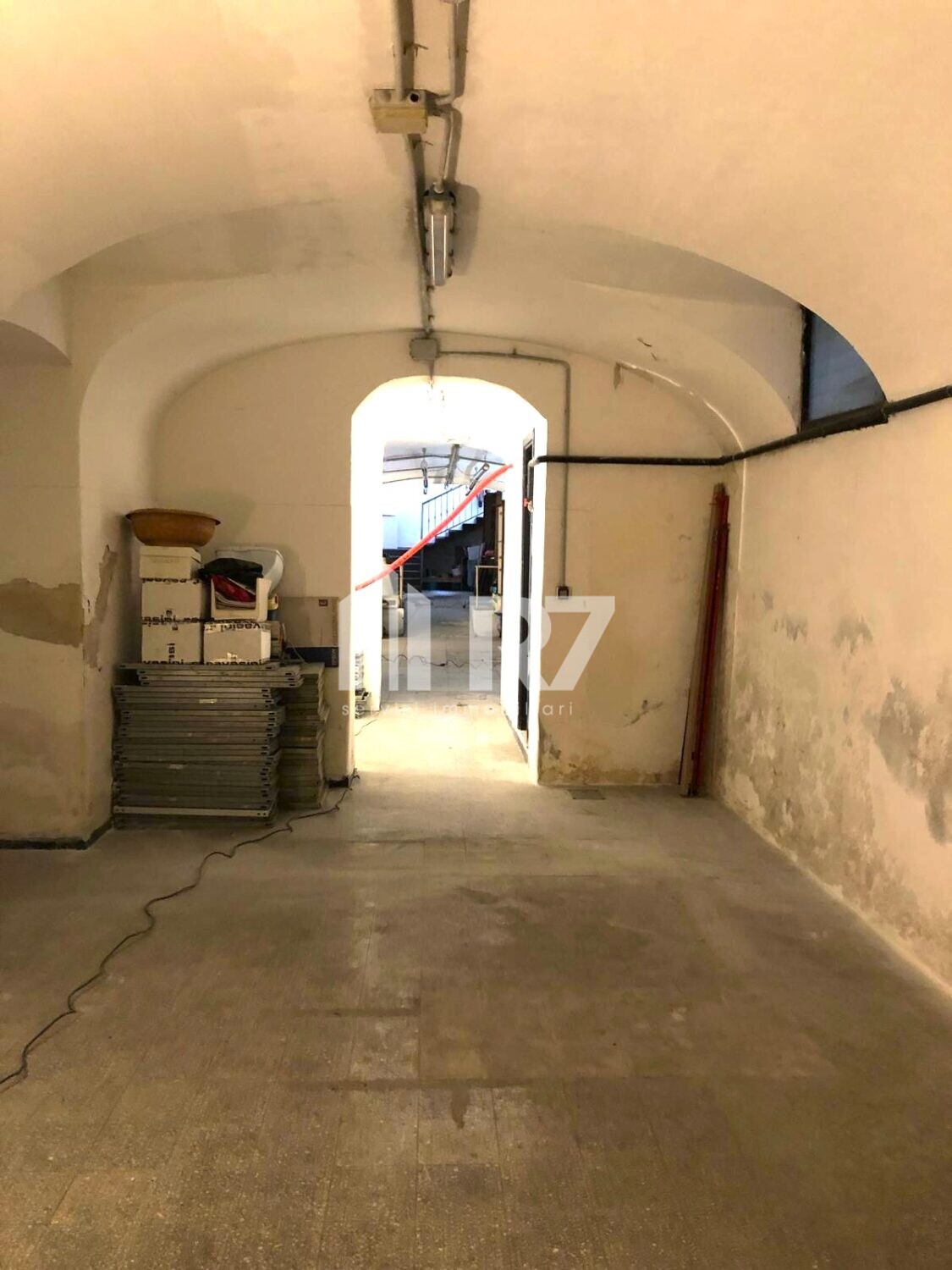 ROMA SAN GIOVANNI NEGOZIO IN VENDITA 5