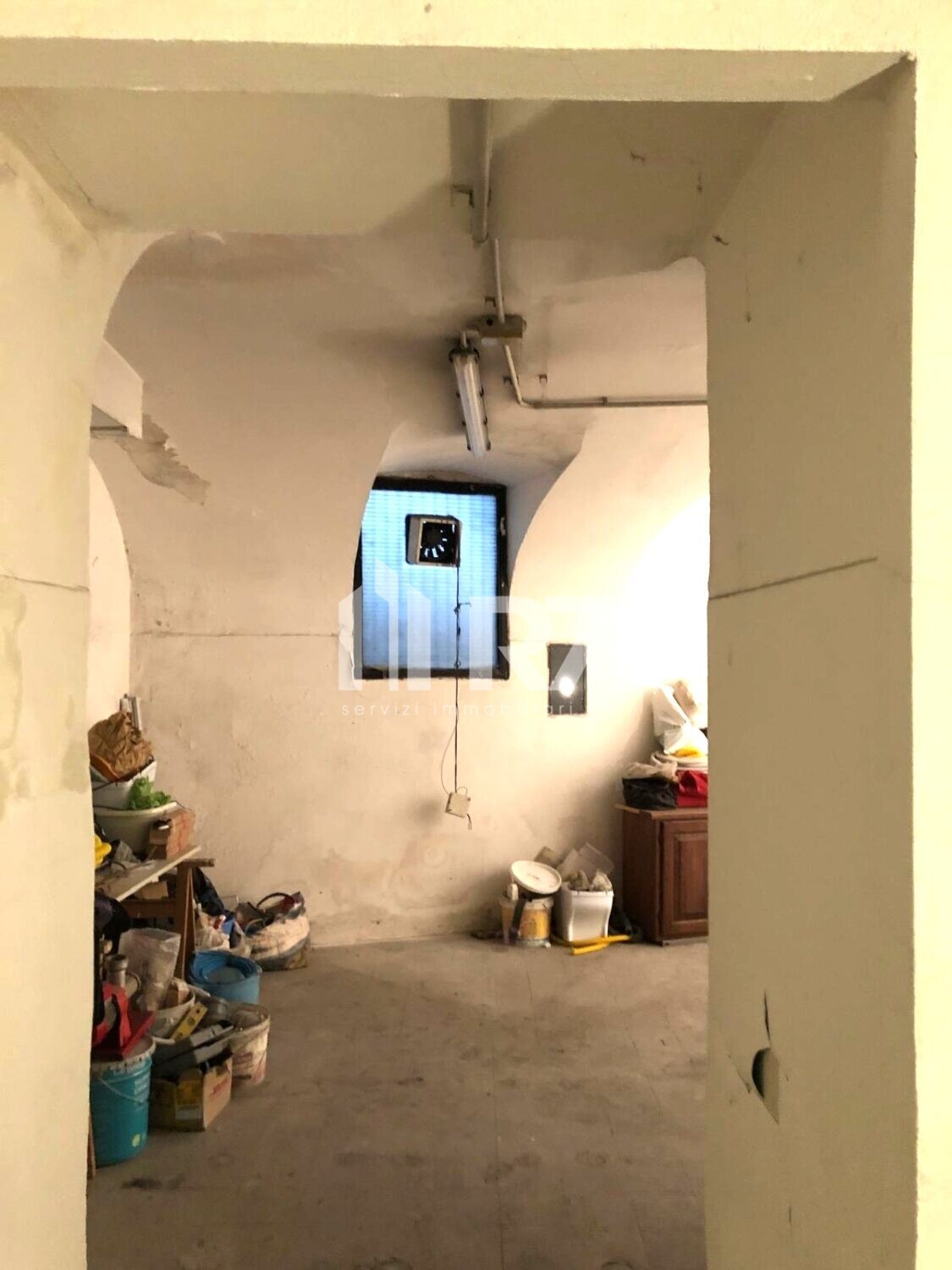 ROMA SAN GIOVANNI NEGOZIO IN VENDITA 6